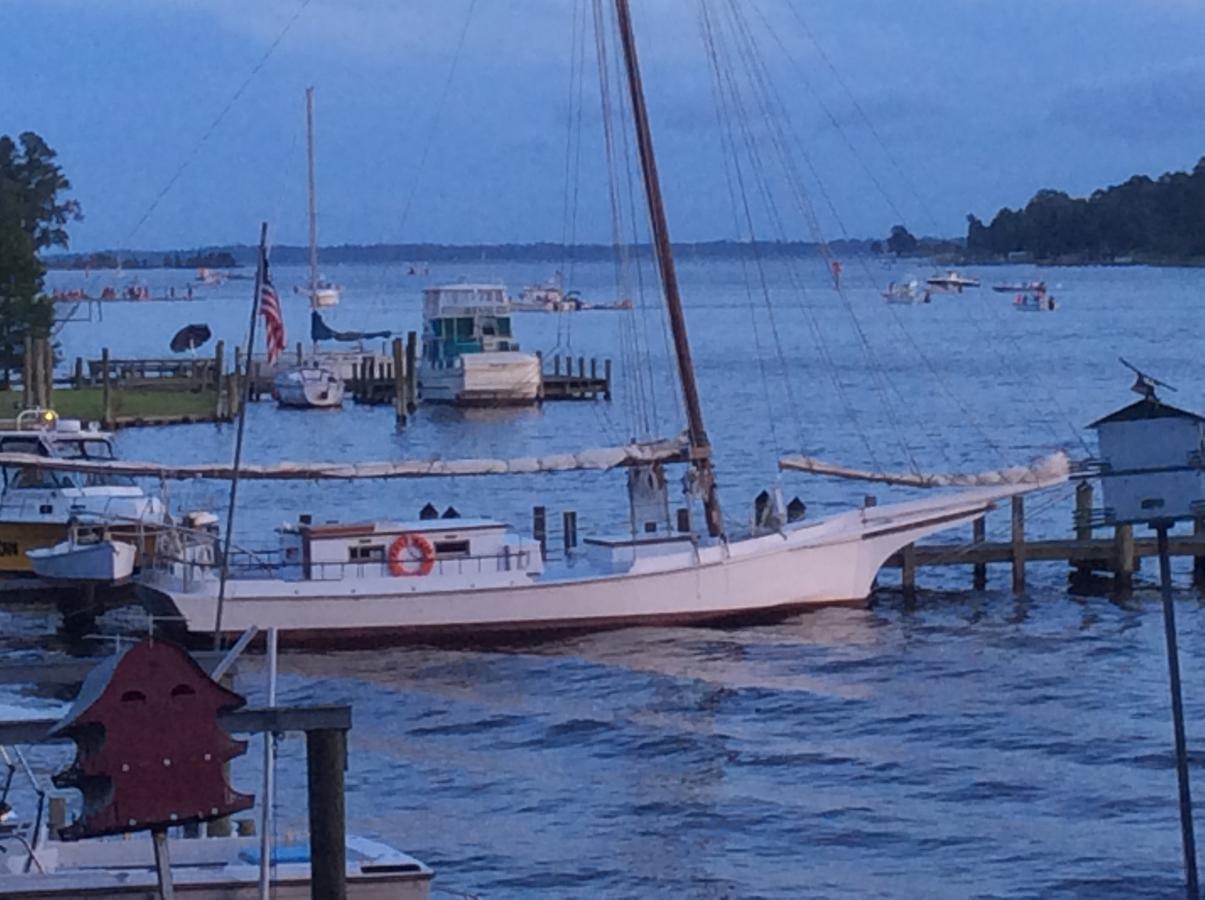 Bath Harbor Marina And Motel Buitenkant foto